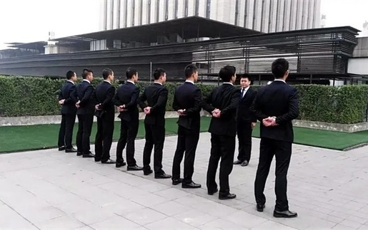 宜兴揭秘：如何选择靠谱的收债公司？老司机给你支招